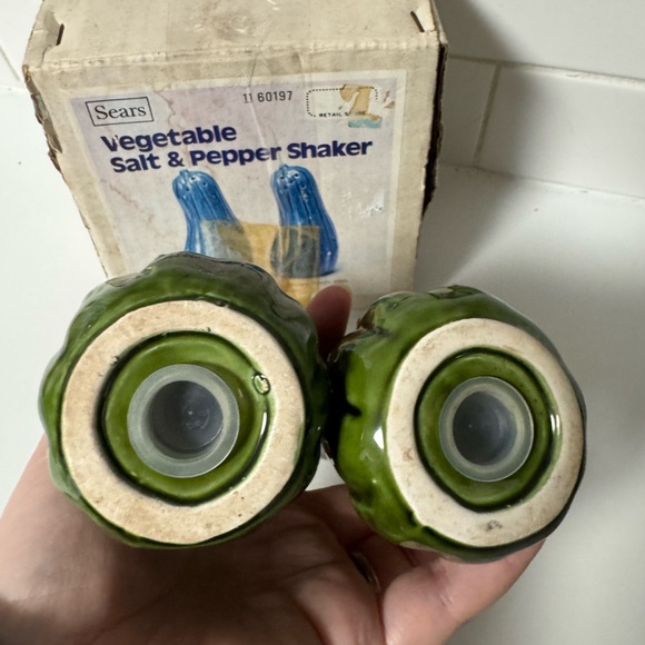 Sears Green Vegetable Salt & Pepper Shaker Set vintage in original box JAPAN - Picture 2 of 3